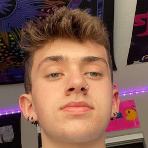 Meet your Posher, Ethan